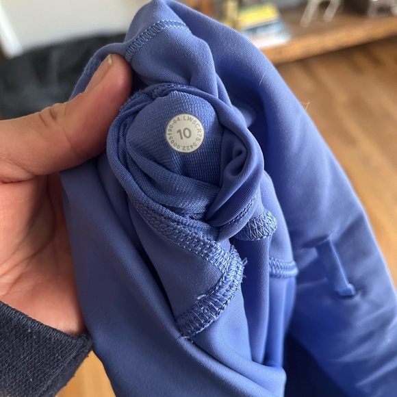 Lululemon Wunder Train Leggings 25in in Wild Indigo - Picture 2 of 5
